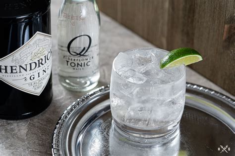 Gin and Tonic – The Humble Garnish