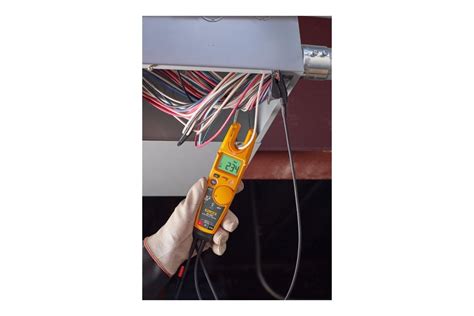 Fluke T6-600 Electrical Voltage, Current and Continuity Tester | Fluke