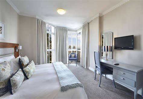 The Peninsula All-Suite Hotel in Sea Point, Cape Town