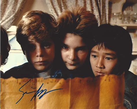 SEAN ASTIN as MIKEY in 1985 Movie "THE GOONIES" Signed 10x8 Color Photo