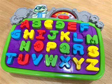 Leapfrog leaping letters, Hobbies & Toys, Toys & Games on Carousell