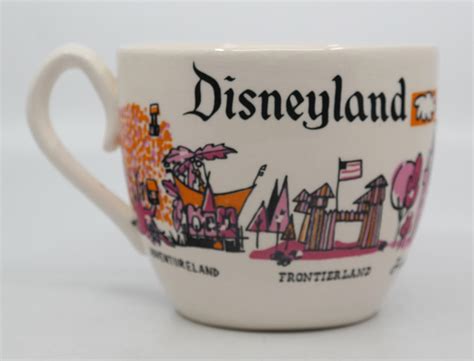 Disneyland Large Souvenir Mug - ID: aprdisneyland20278 | Van Eaton ...