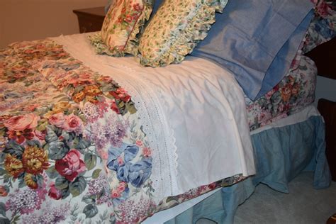 Ralph Lauren 'Allison' Full Size Bed Linens | EBTH