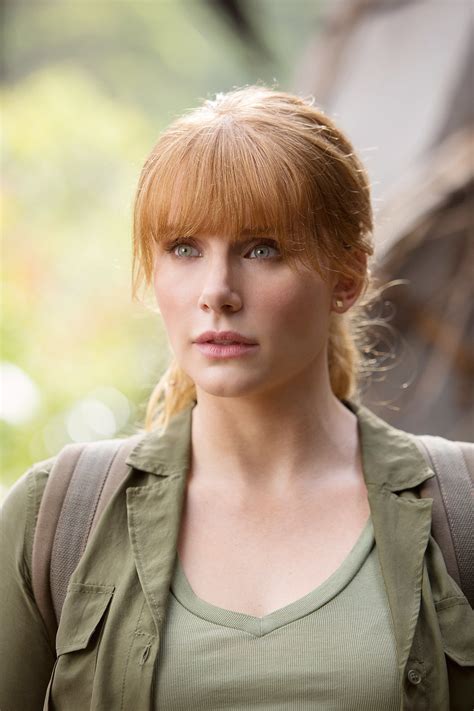 Claire From Jurassic World: Fallen Kingdom - Red hair, green shirts ...