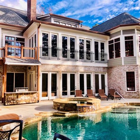 7 Exclusive Airbnb Atlanta Mansions with a Pool – Updated List for 2021 ...