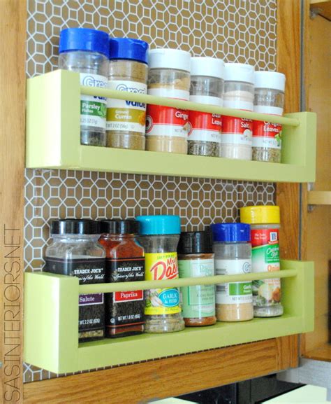 DIY Spice Rack: Instructions and Ideas | Guide Patterns