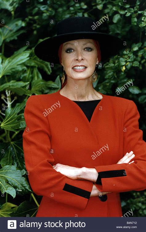 Marti Caine TV Presenter Singer Comedian 1995 Stock Photo - Alamy