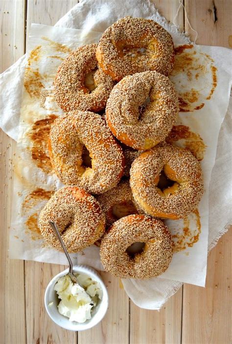 Montreal Bagels, An Authentic Homemade Recipe | Recipe | Montreal bagels recipe, Bagel recipe, Bagel