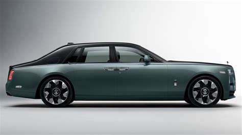 2022 Rolls-Royce Phantom (UK) - Wallpapers and HD Images | Car Pixel