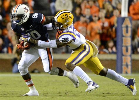 Besides Marcus Davis, who will start at wide receiver for Auburn? - al.com