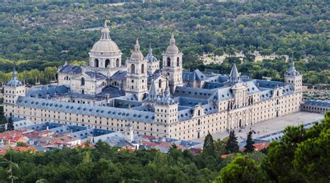 El Escorial Monastery, Palace and Mausoleum - Madrid Sensations Tours