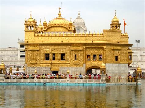 Golden Temple HD Wallpaper - WallpaperSafari