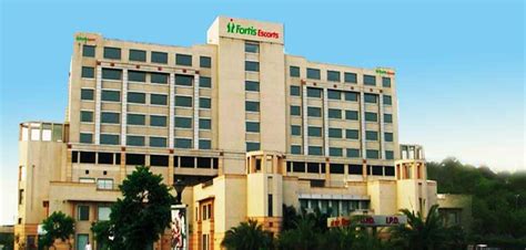 Fortis Hospital Delhi India| BEST Cancer, IVF Hospital India