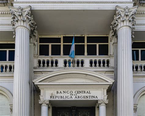 What Can We Learn from Argentina’s Financial System?