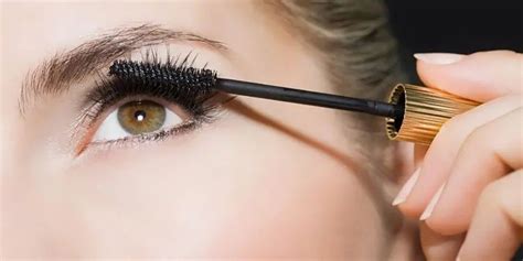 Mascara tips for full and long eyelashes: How to create your dream ...