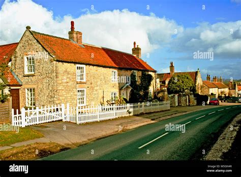 Cottages at Coxwold, North Yorkshire Stock Photo - Alamy