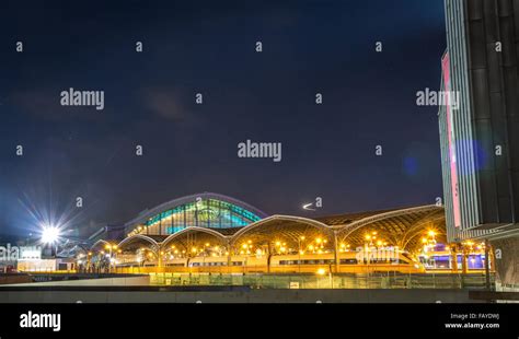 Views of Cologne's main train station Stock Photo - Alamy