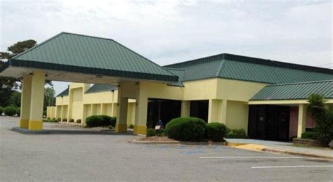 River Inn, Kinston (NC) - Booking Deals, Photos & Reviews