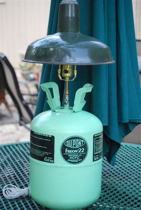 Vintage Freon Can Lamp, Upcycle Decor by CatkinsCreations on Etsy Upcycled Lighting, Vintage ...