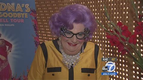 Dame Edna sparkles on stage for 'Glorious Goodbye' - ABC7 Los Angeles