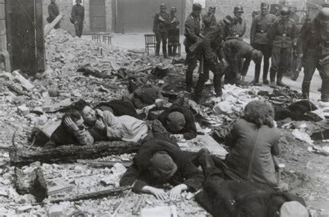 Warsaw Ghetto Uprising: 33 Harrowing Photographs