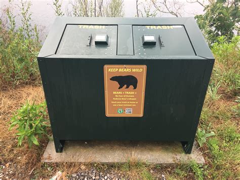 A bear-proof trash can : r/mildlyinteresting