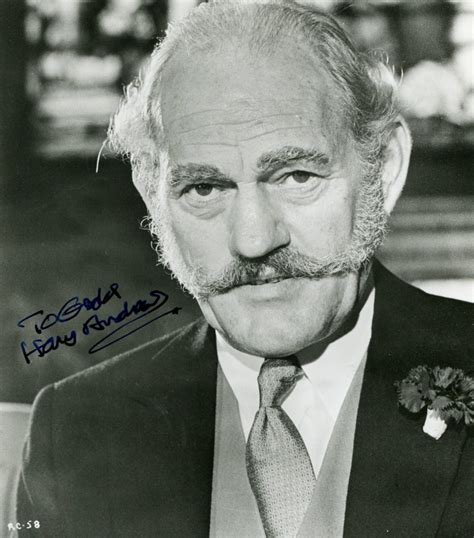 Harry Andrews - Movies & Autographed Portraits Through The Decades