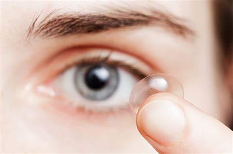 Advice for First-time Wearing Contact Lenses | Perfectlens Canada