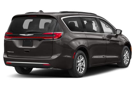 2023 Chrysler Pacifica Specs, Price, MPG & Reviews | Cars.com