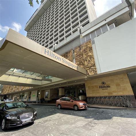 Hotel Review: Hilton Singapore (Executive Suite) - Business Hotel Comfort with Reliable ...