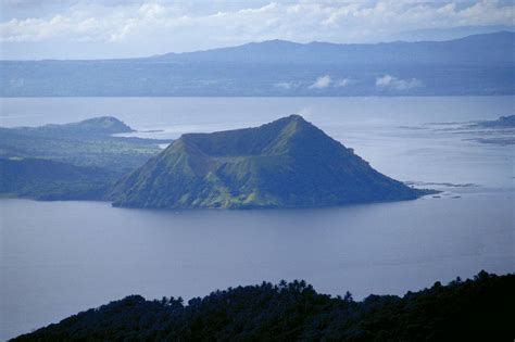 Taal Lake Images - Lake of Philippine - XciteFun.net