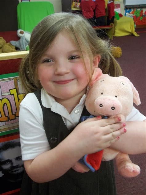 Share a Story, Share a Smile: Wibbly Pig has 10 Balloons