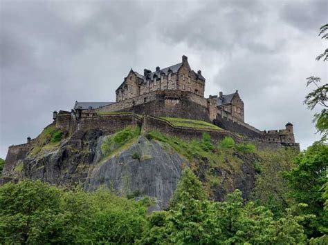 Private tour: History and Murder in Edinburgh's Old Town | GetYourGuide