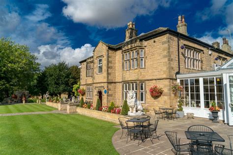 Rogerthorpe Manor Hotel Near Pontefract | Hotel in Badsworth