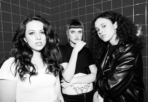 Album Review: MUNA – About U – Backseat Mafia