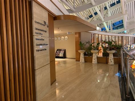 Review: Garuda Indonesia Business Class Lounge Bali (DPS) - Live and Let's Fly