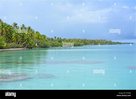 Ahe atoll - French Polynesia Tuamotu Stock Photo - Alamy