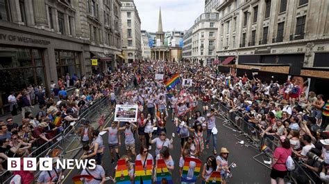 Thousands attend Pride parade in central London - BBC News