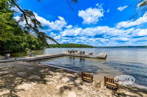 Camp Muskoka - Jayne's Cottages