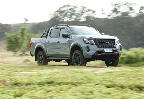 Facelifted 2021 Nissan Navara Arrives, Includes New Flagship PRO-4X ...