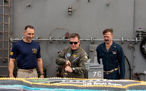 Mid-ocean birthday celebration breaks out aboard USS Ronald Reagan ...