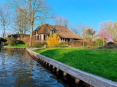 HOTEL GIETHOORN - B&B Reviews (The Netherlands)