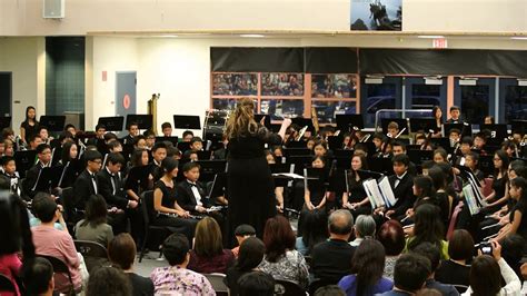 South Pointe Middle School 2014 Wind Ensemble Final Concert - YouTube