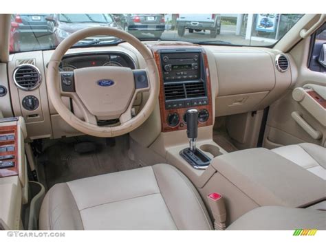 Camel Interior 2006 Ford Explorer Eddie Bauer 4x4 Photo #85138477 | GTCarLot.com