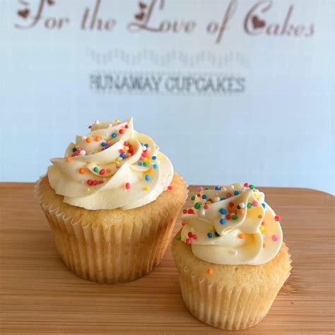 Cupcake boxes – Runaway Cupcakes