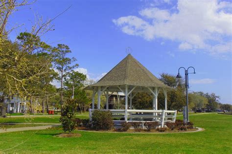 Tammany Family: Mandeville Lakefront Saturated