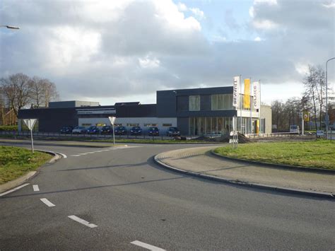 Renault garage - Bouwbedrijf Centraal Bouw