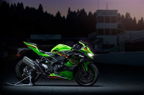 Kawasaki ZX-4R Images [HD]: Photo Gallery of Kawasaki ZX-4R - DriveSpark