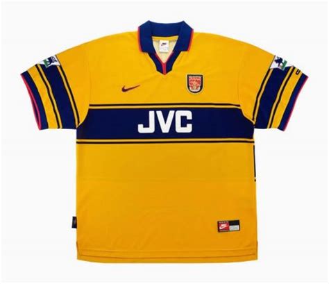 Arsenal FC 1998-99 Kits