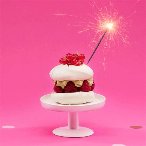 Download Birthday Cake Feliz Cumpleanos Gif Birchboxfr Find - Feliz Cumpleaños Cake Gif On Itl.cat